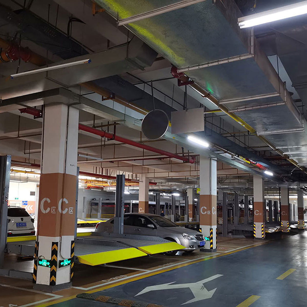 蘆山升降橫移式機(jī)械立體停車設(shè)備二手